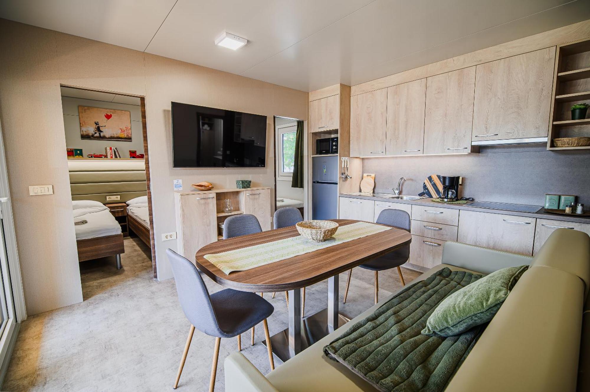 Premium Mobile Homes With Thermal Riviera Tickets Чатеж-об-Сави Экстерьер фото