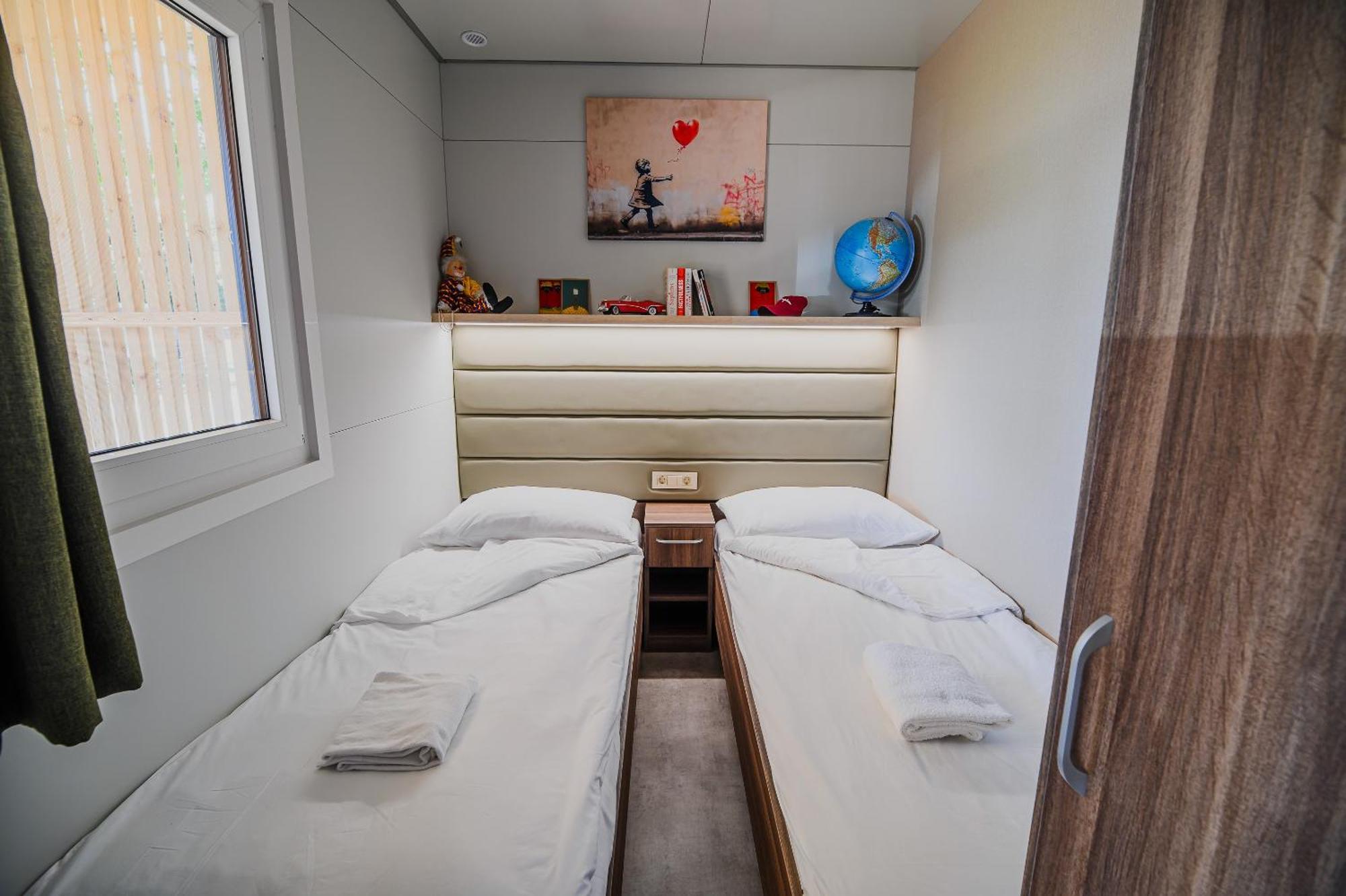 Premium Mobile Homes With Thermal Riviera Tickets Чатеж-об-Сави Номер фото