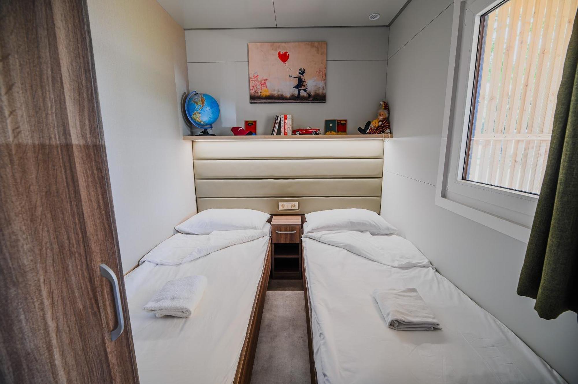 Premium Mobile Homes With Thermal Riviera Tickets Чатеж-об-Сави Номер фото