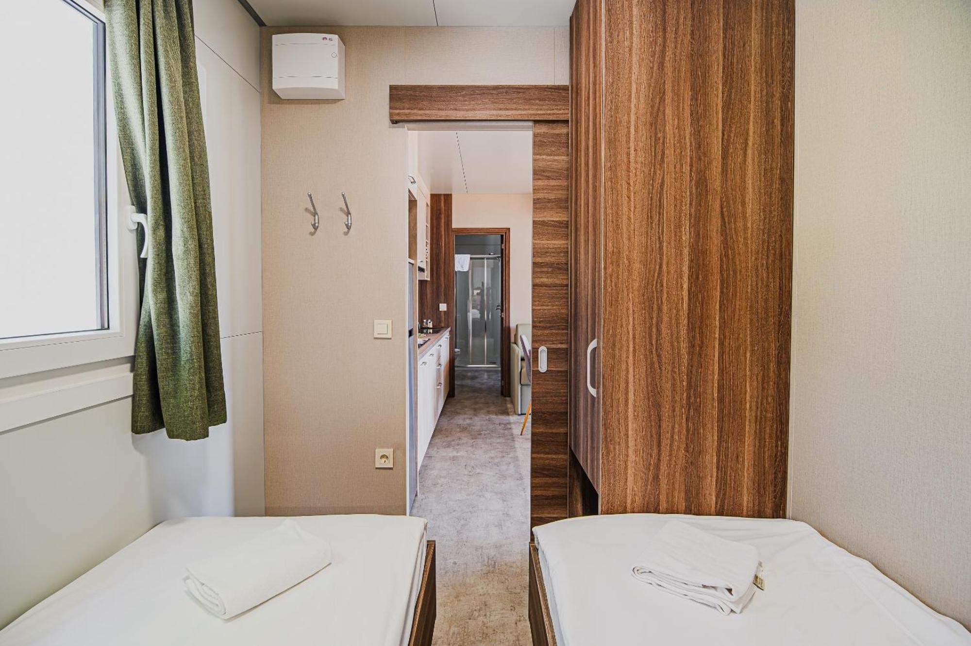 Premium Mobile Homes With Thermal Riviera Tickets Чатеж-об-Сави Номер фото