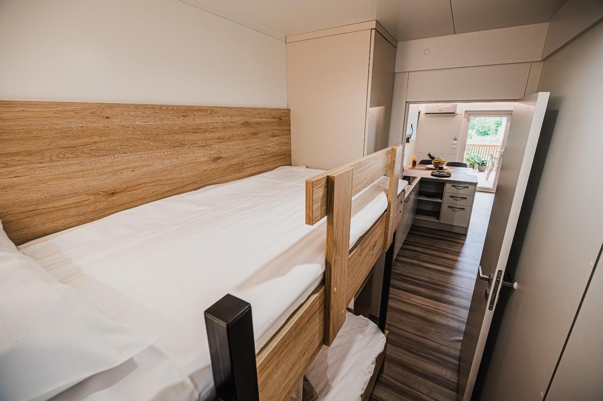 Premium Mobile Homes With Thermal Riviera Tickets Чатеж-об-Сави Экстерьер фото